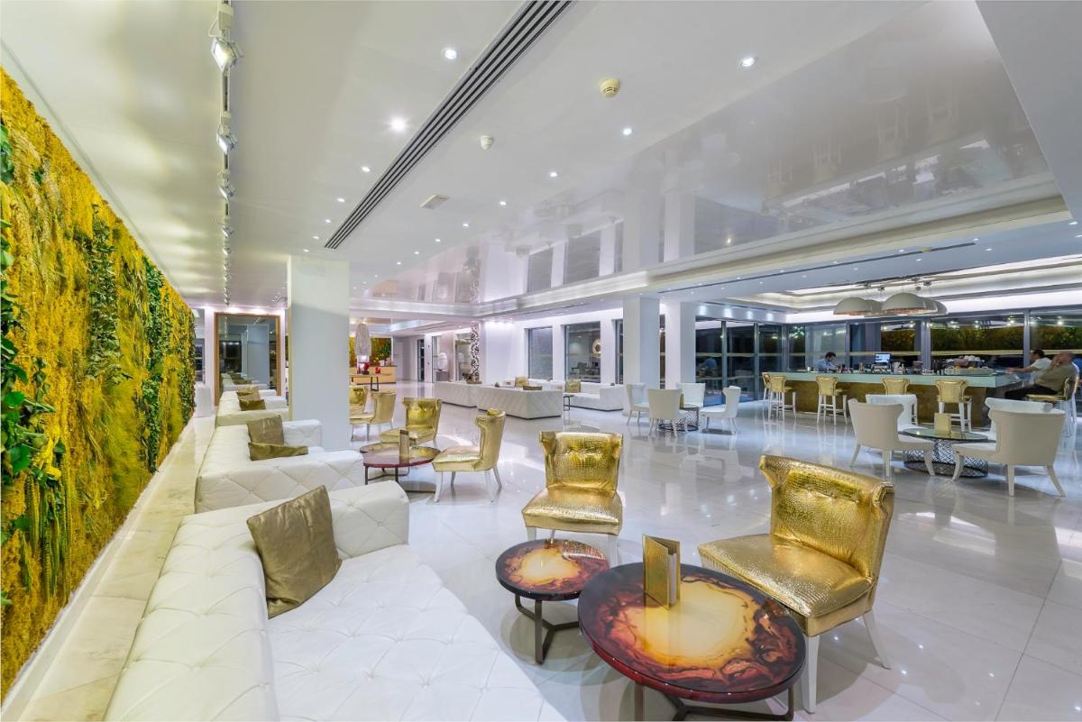 Diamond Deluxe Hotel - Adults Only & Spa