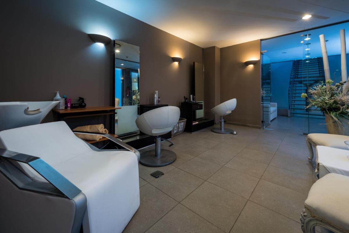 Diamond Deluxe Hotel - Adults Only & Spa