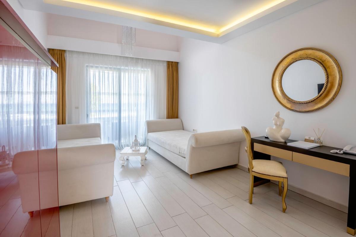 Diamond Deluxe Hotel - Adults Only & Spa