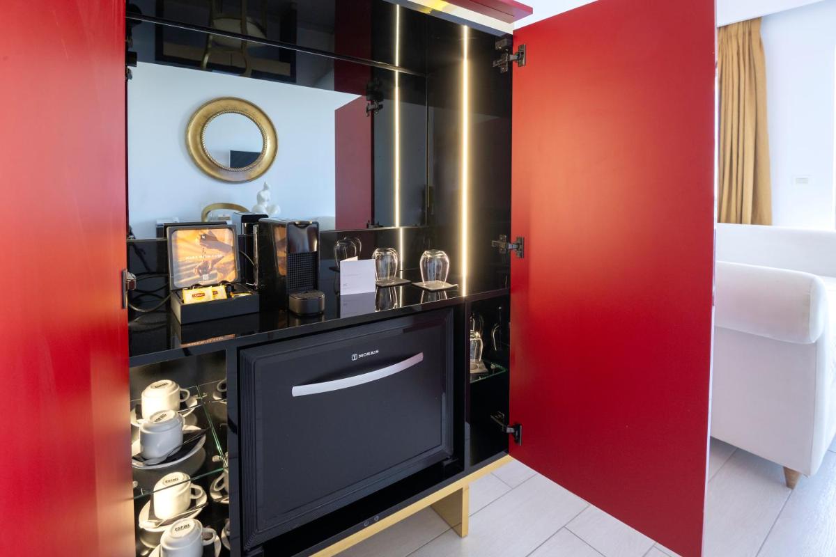 Diamond Deluxe Hotel - Adults Only & Spa