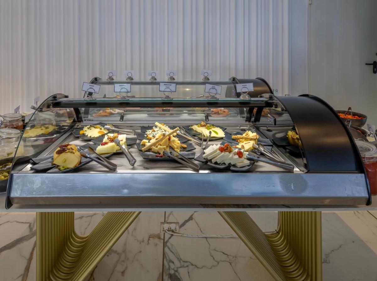 Diamond Deluxe Hotel - Adults Only & Spa