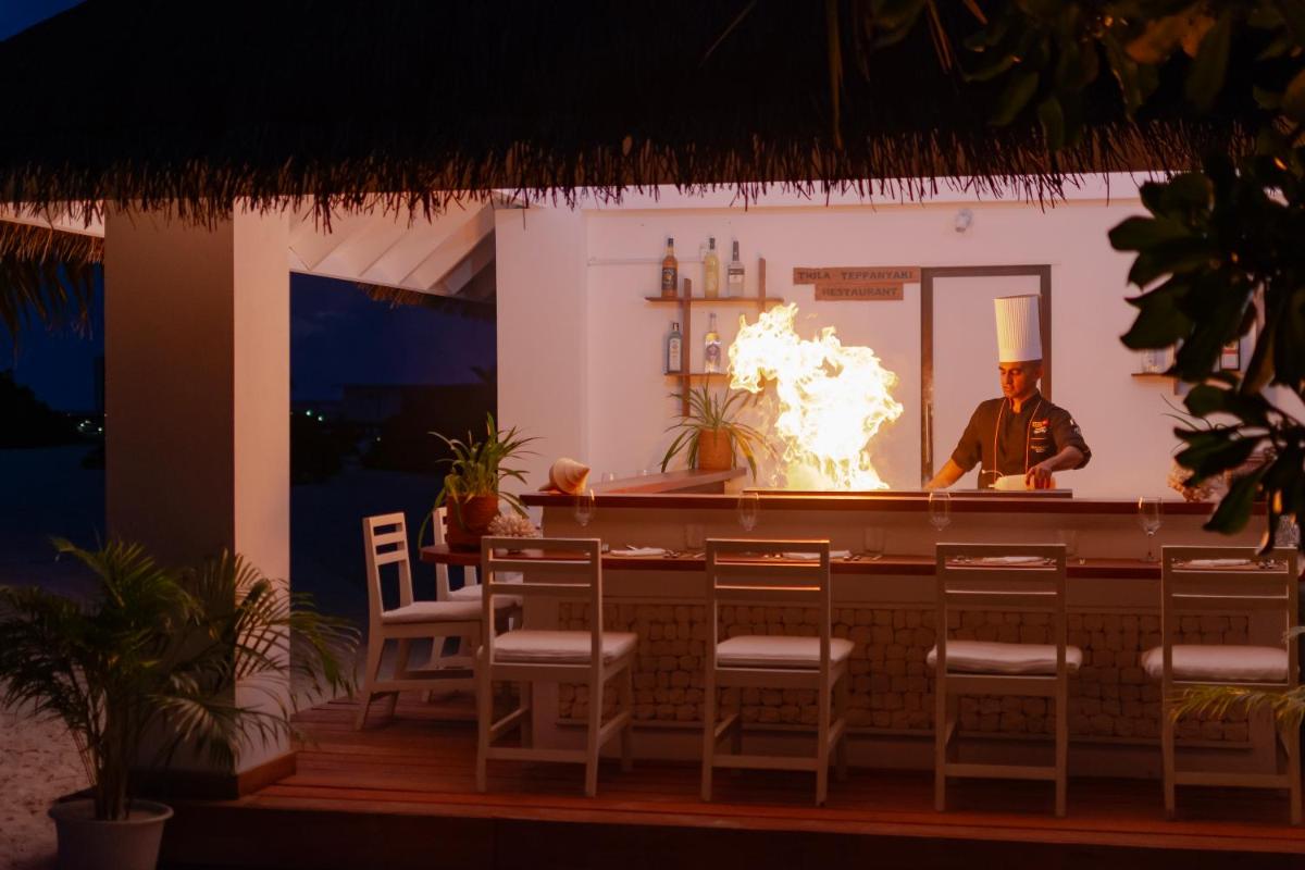 Diamonds Athuruga Maldives Resort & Spa