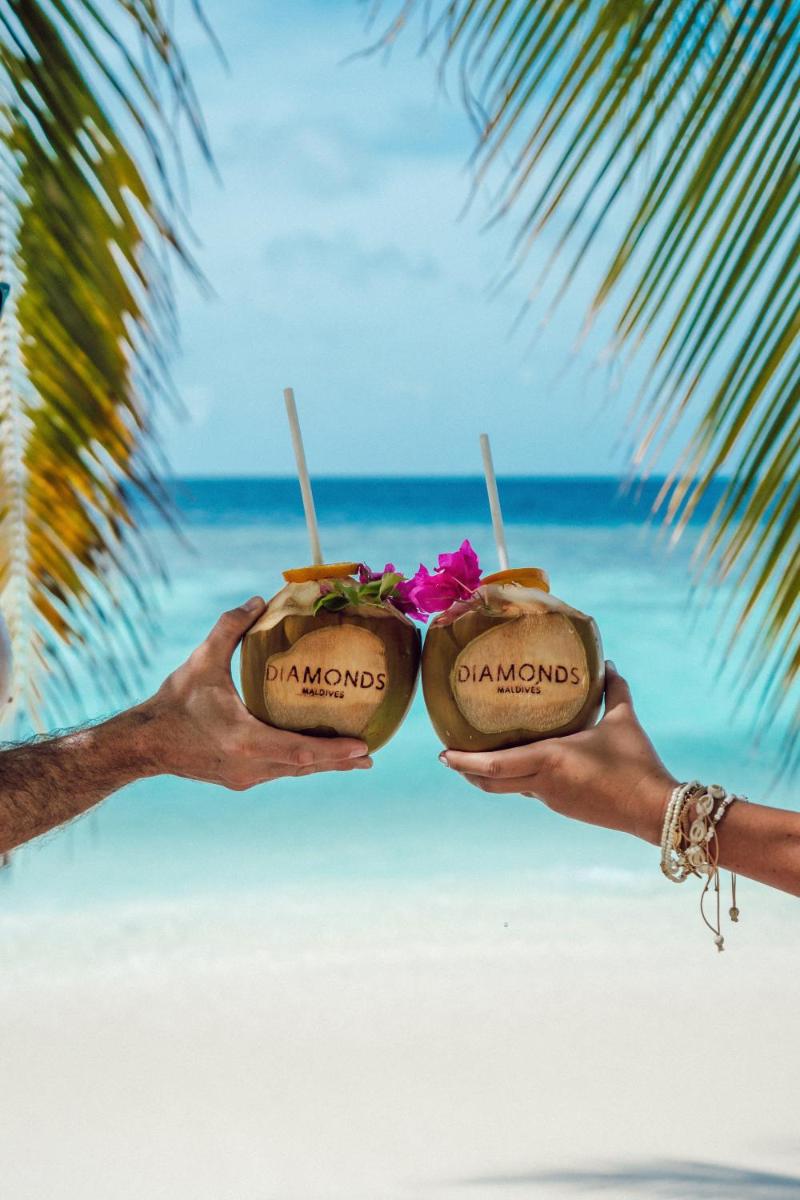 Diamonds Athuruga Maldives Resort & Spa