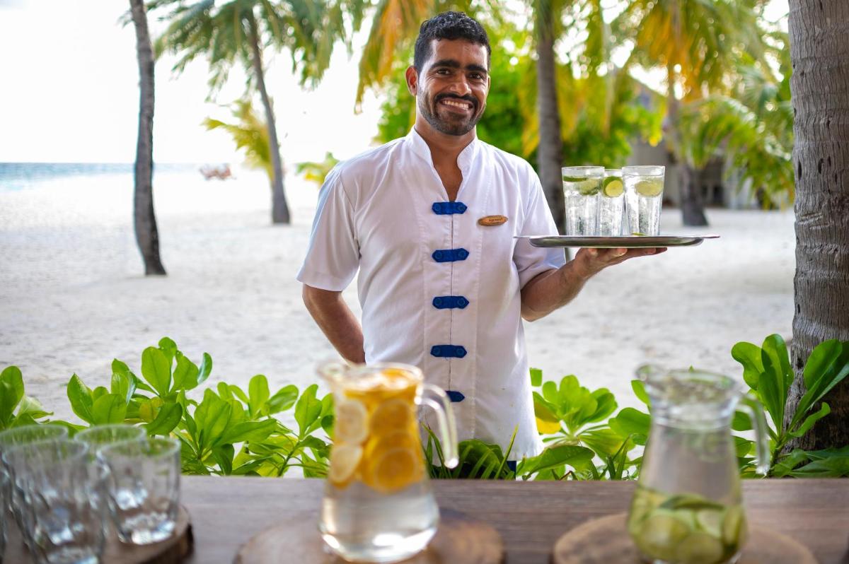 Diamonds Athuruga Maldives Resort & Spa