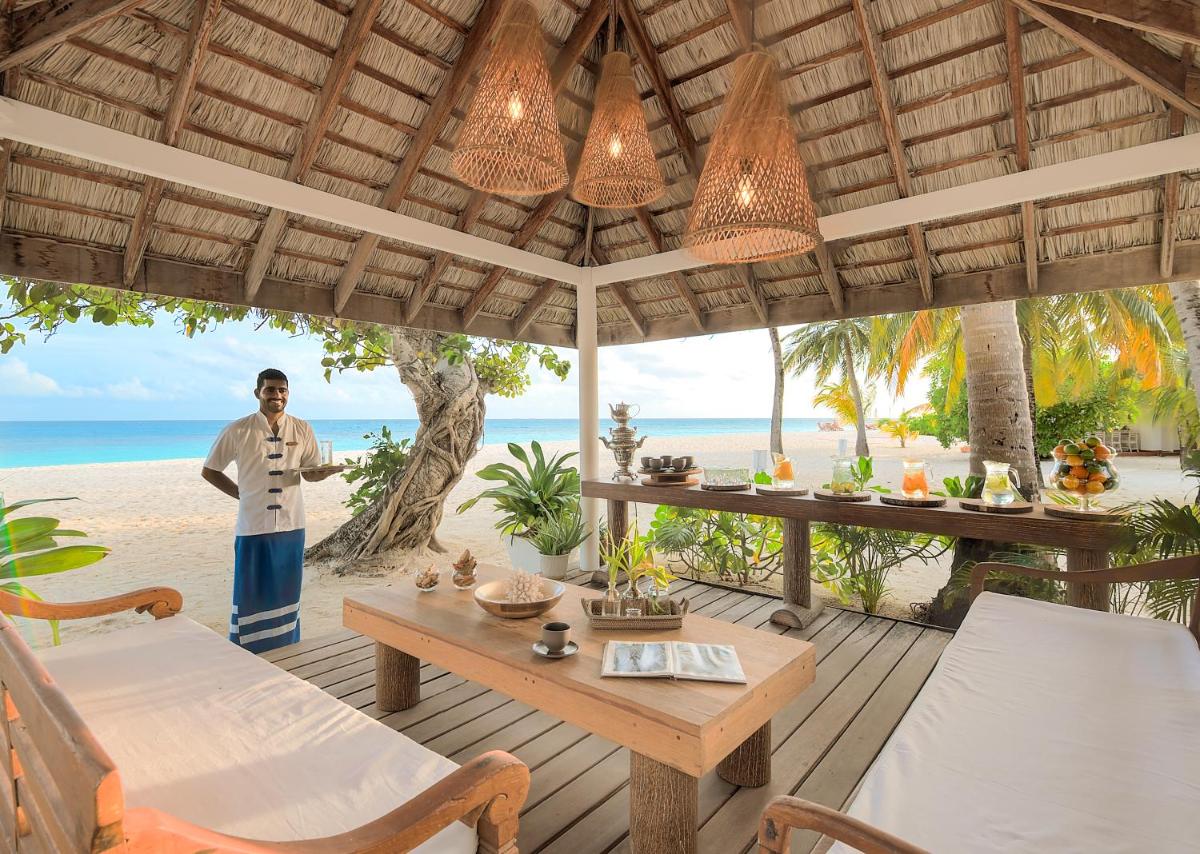 Diamonds Athuruga Maldives Resort & Spa