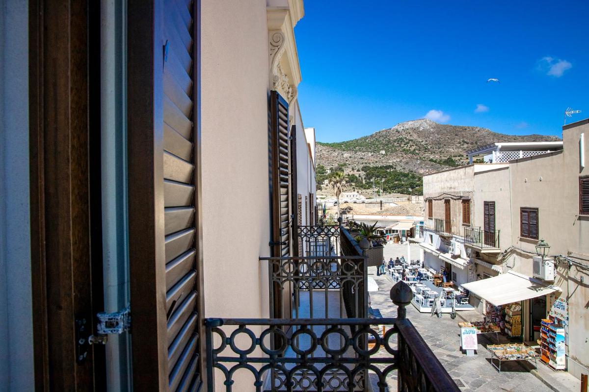 Dimora La Torre Room