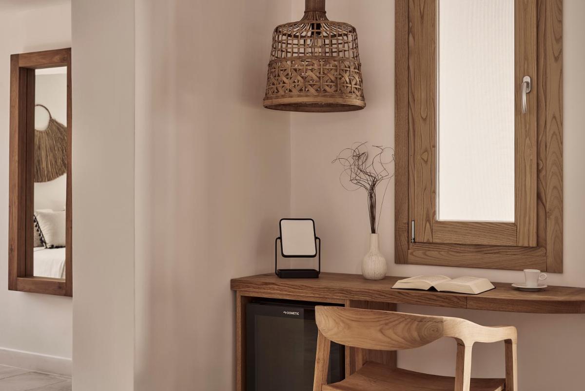 Dionysos Seaside Resort Ios