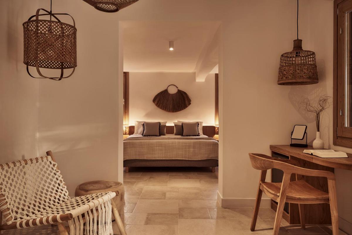 Dionysos Seaside Resort Ios