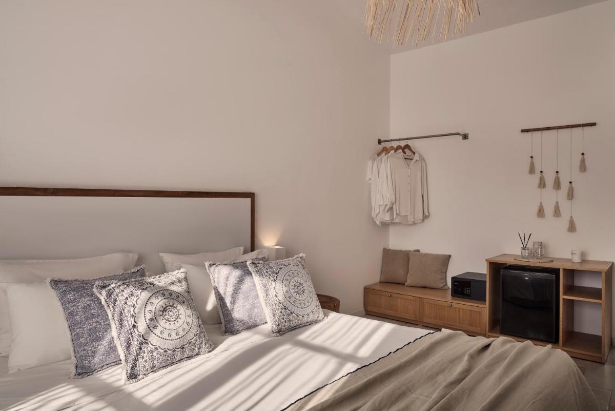 Dionysos Seaside Resort Ios