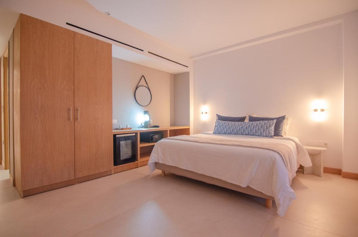 Dionysos Seaside Resort Ios