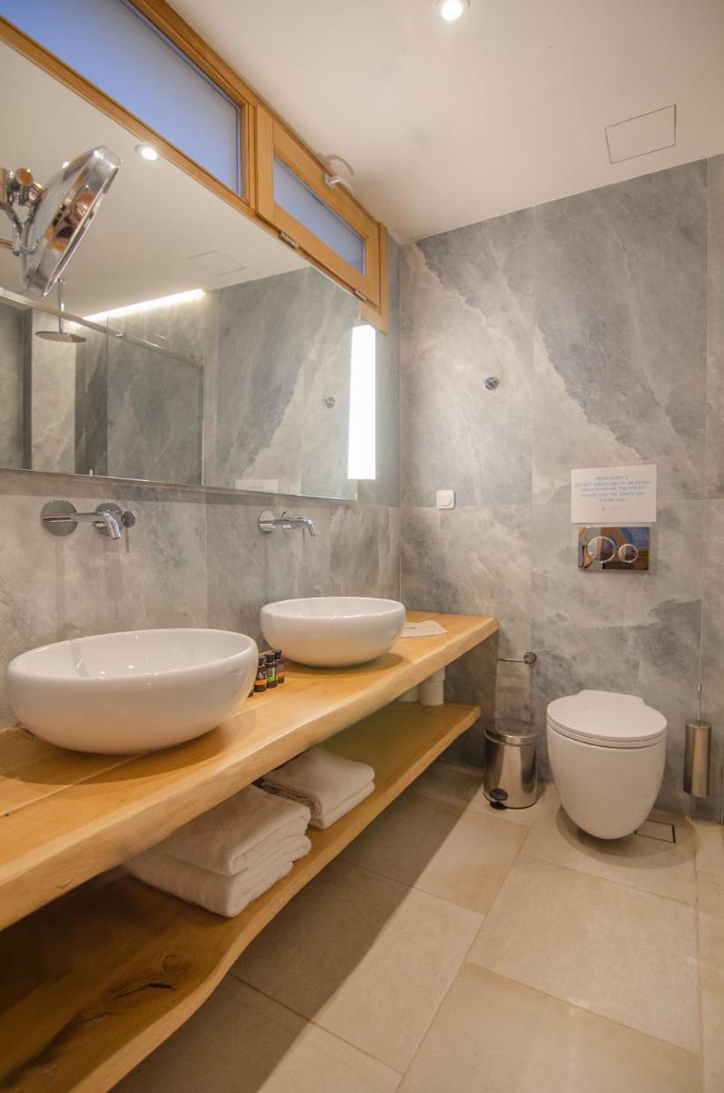 Dionysos Seaside Resort Ios