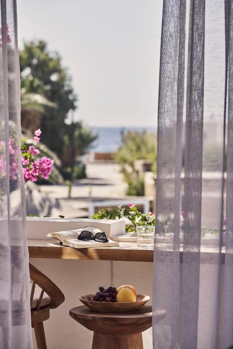 Dionysos Seaside Resort Ios