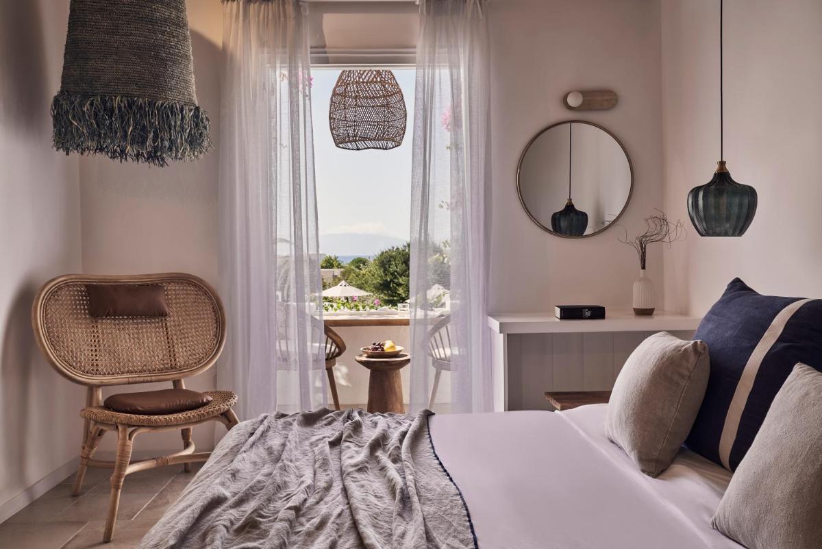 Dionysos Beach Resort & Villas