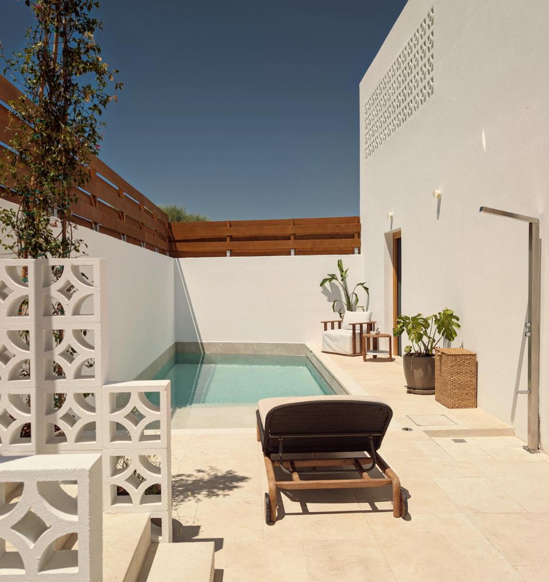 Dionysos Beach Resort & Villas
