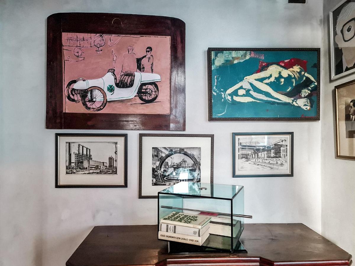 Divná pani Luxury Gallery Rooms