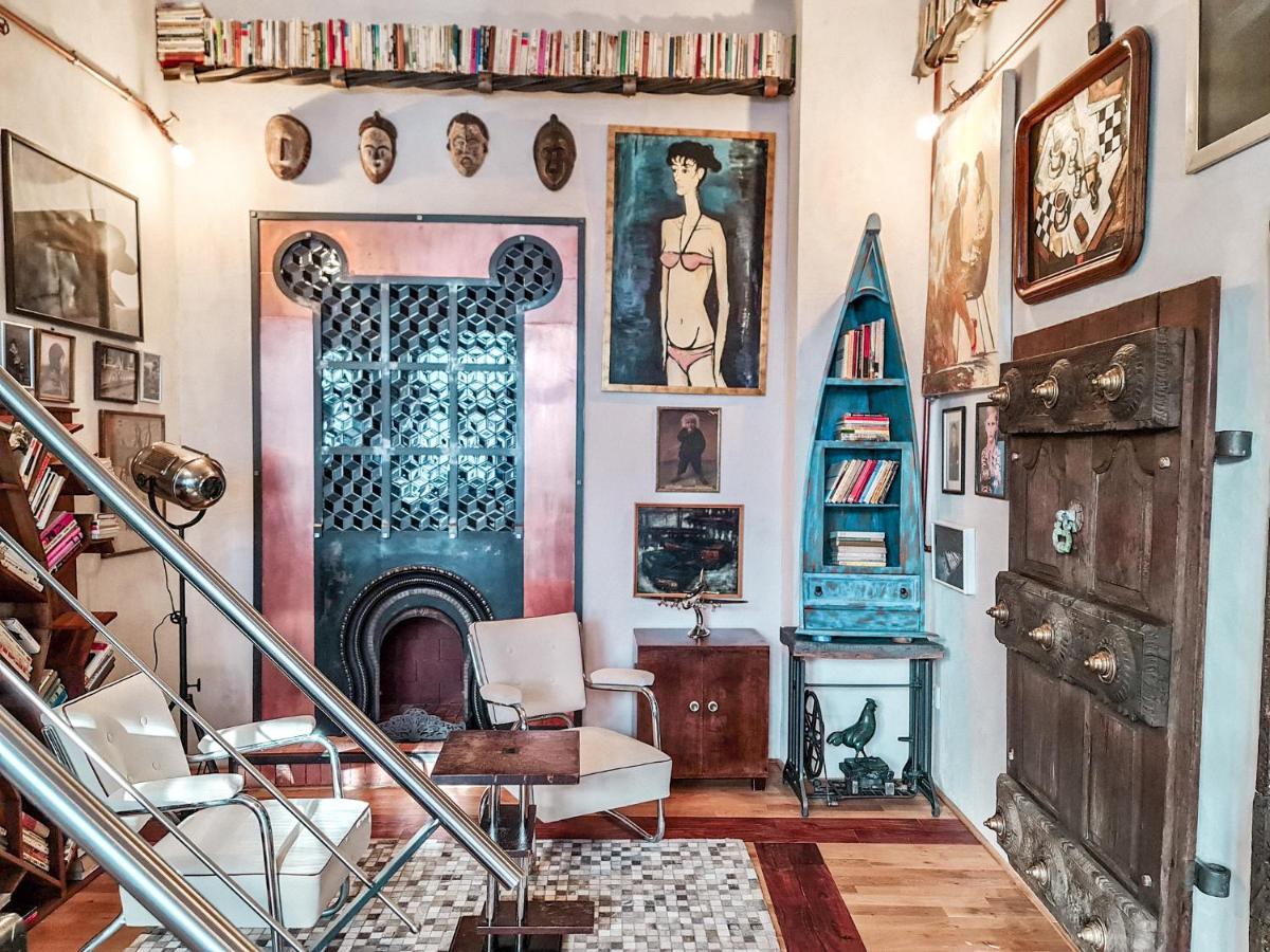 Divná pani Luxury Gallery Rooms