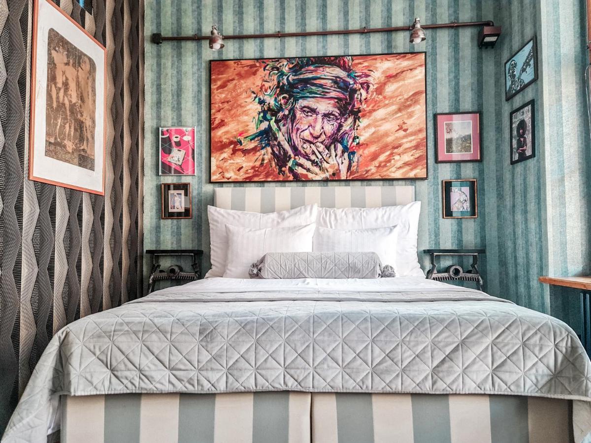 Divná pani Luxury Gallery Rooms