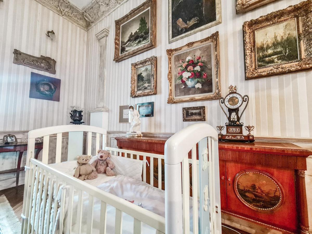 Divná pani Luxury Gallery Rooms