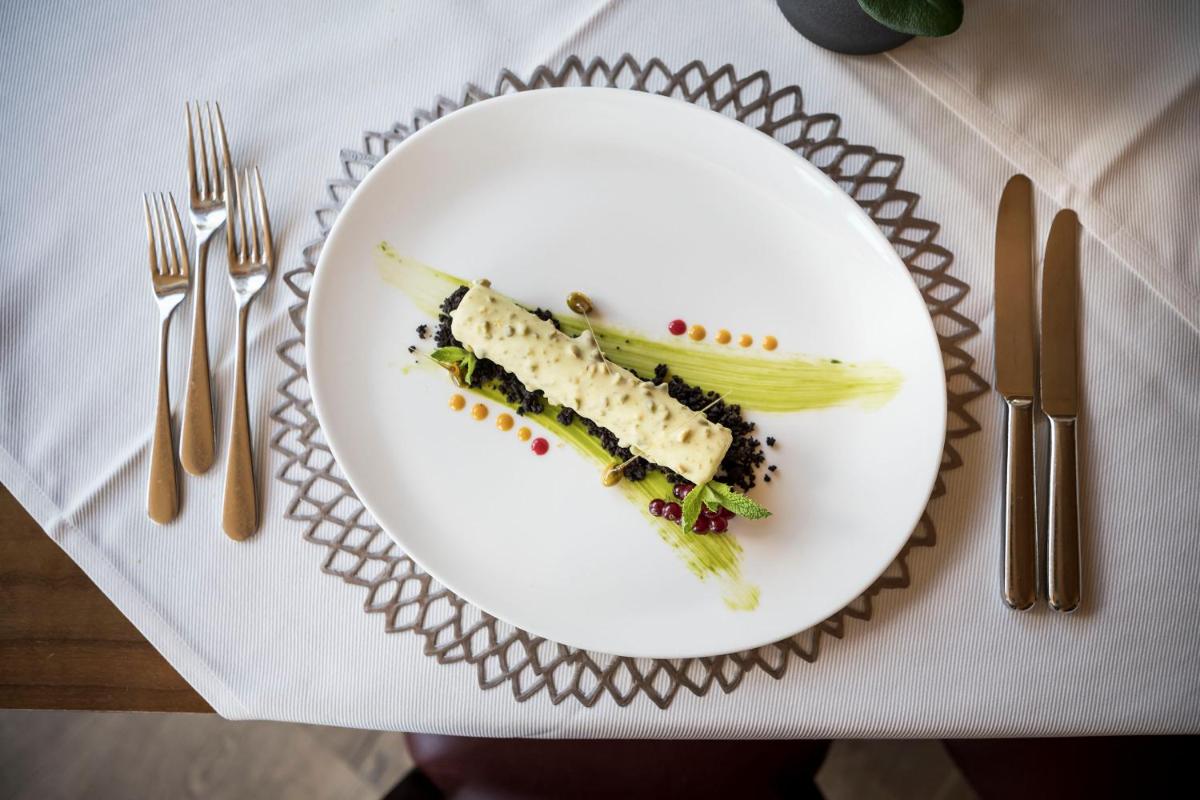 Post Alpina - Family Mountain Chalets