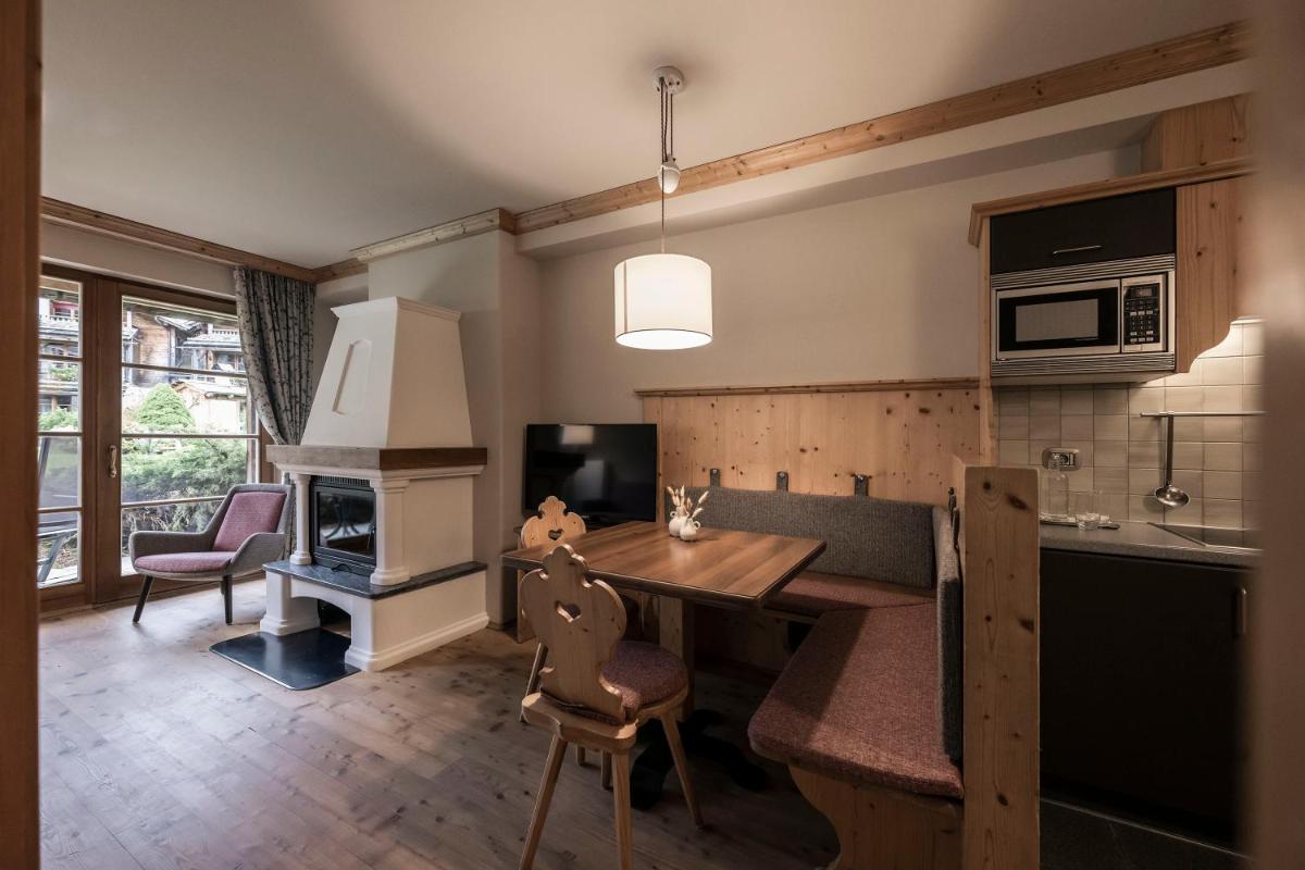 Post Alpina - Family Mountain Chalets