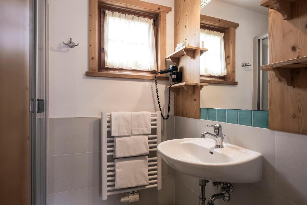 Post Alpina - Family Mountain Chalets