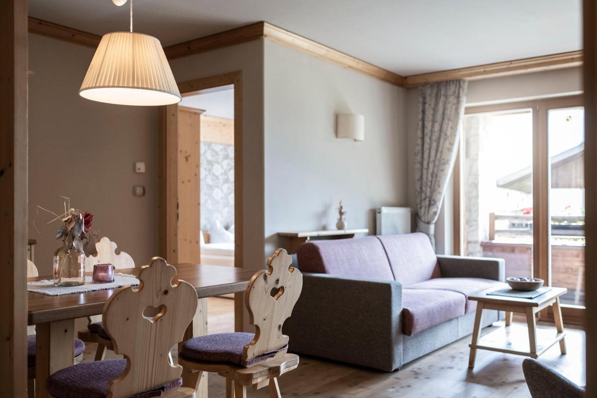 Post Alpina - Family Chalets Dolomites