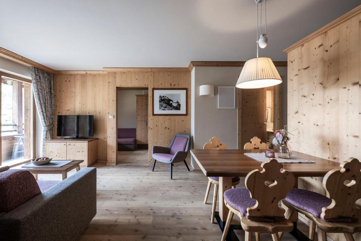 Post Alpina - Family Chalets Dolomites