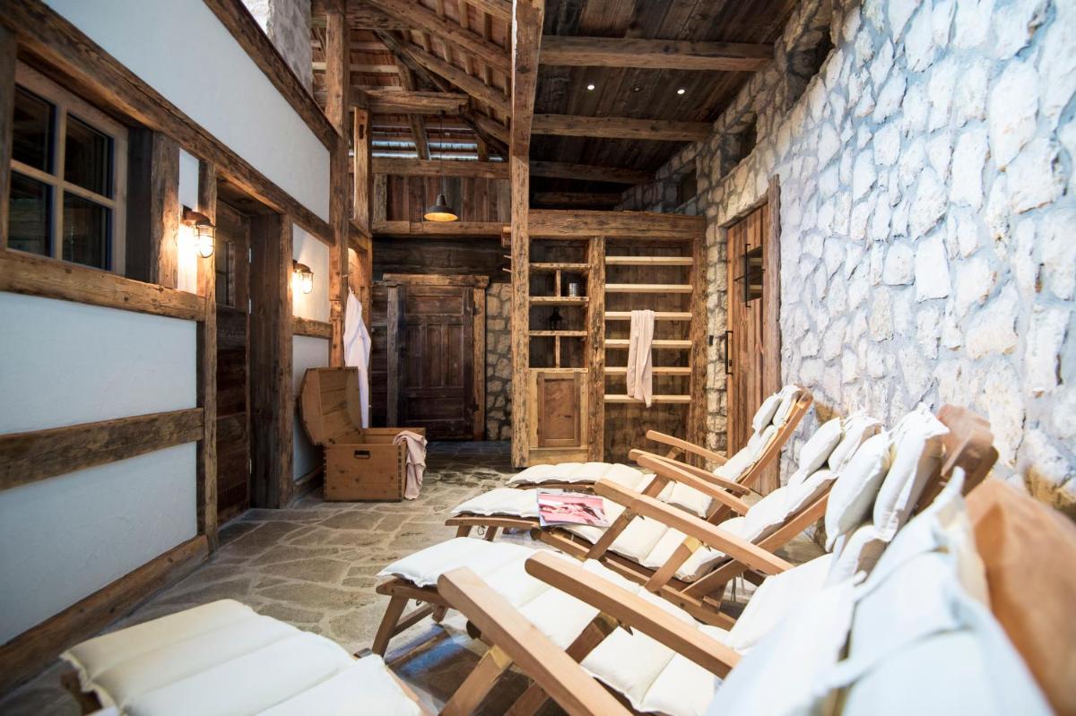 Post Alpina - Family Chalets Dolomites
