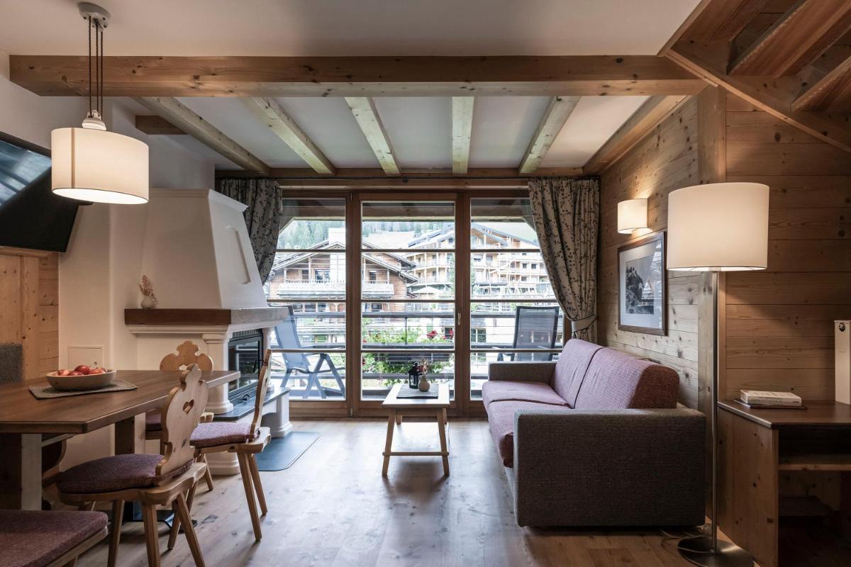 Post Alpina - Family Chalets Dolomites