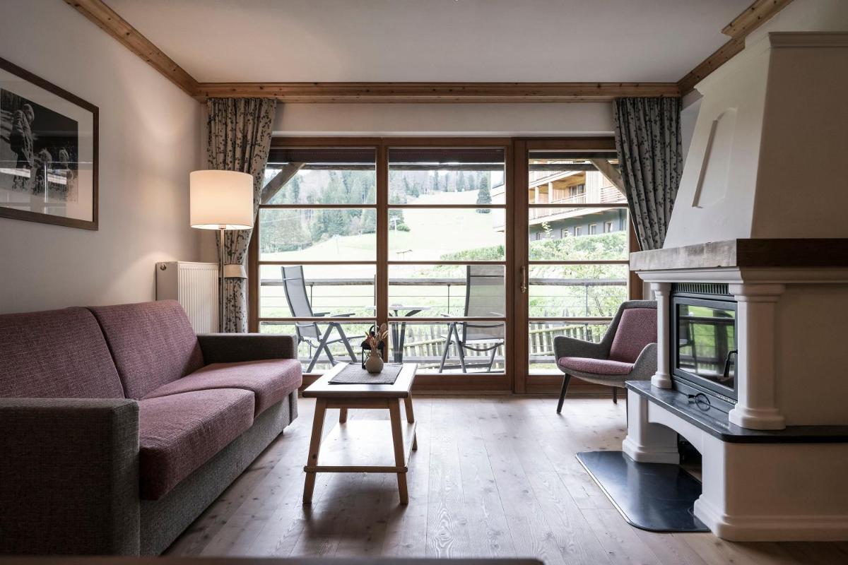 Post Alpina - Family Chalets Dolomites