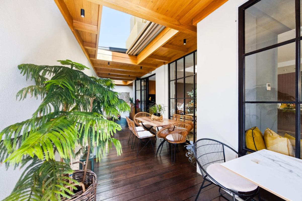 DOM Boutique Hotel