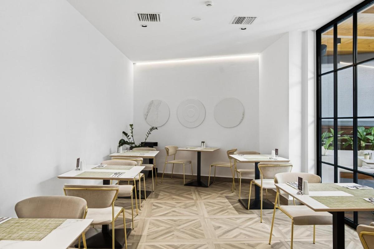 DOM Boutique Hotel