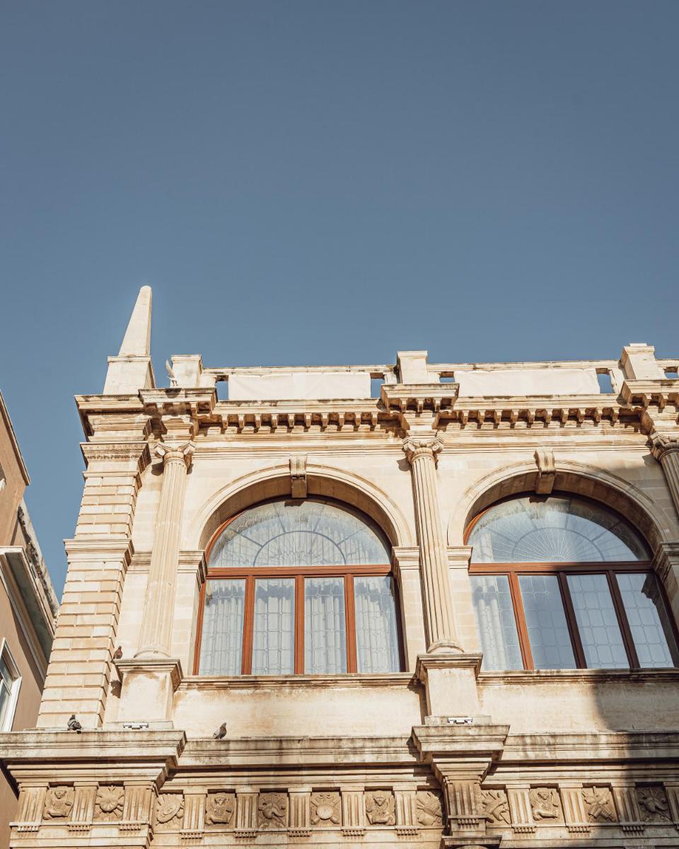 DOM Boutique Hotel