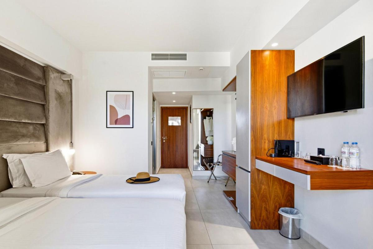 DOM Boutique Hotel