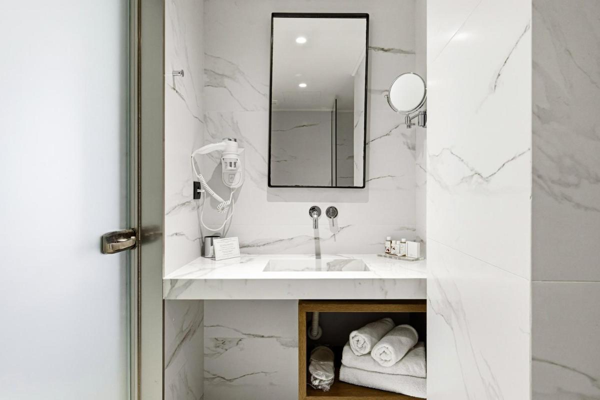DOM Boutique Hotel