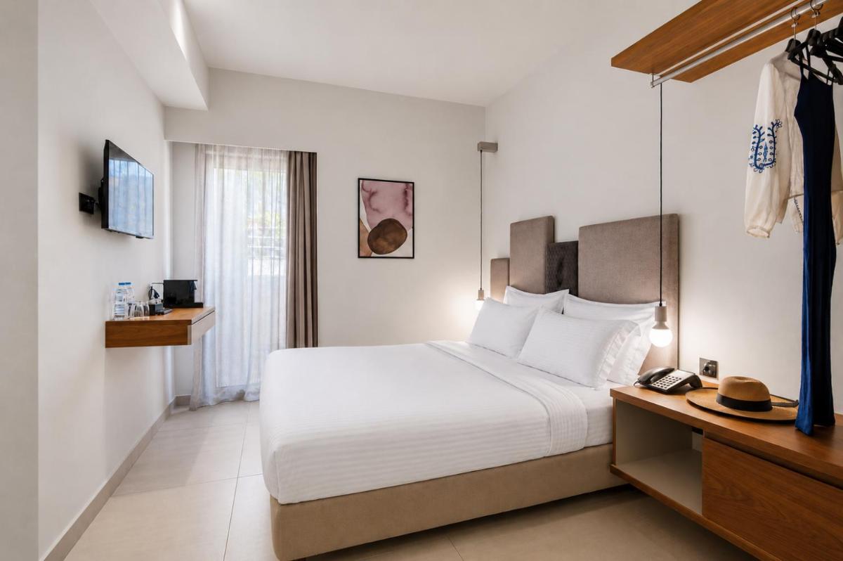 DOM Boutique Hotel