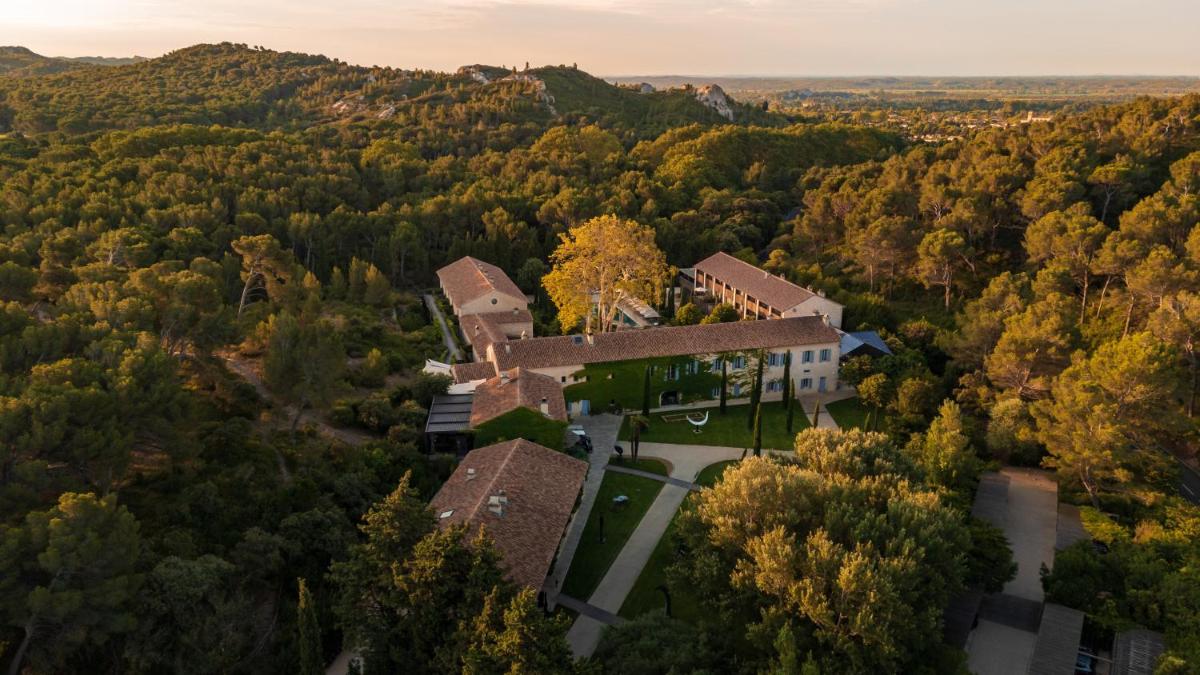 Domaine De Manville