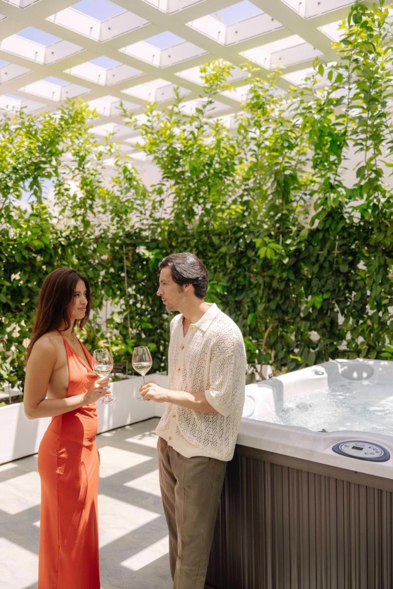 Dome Hotel