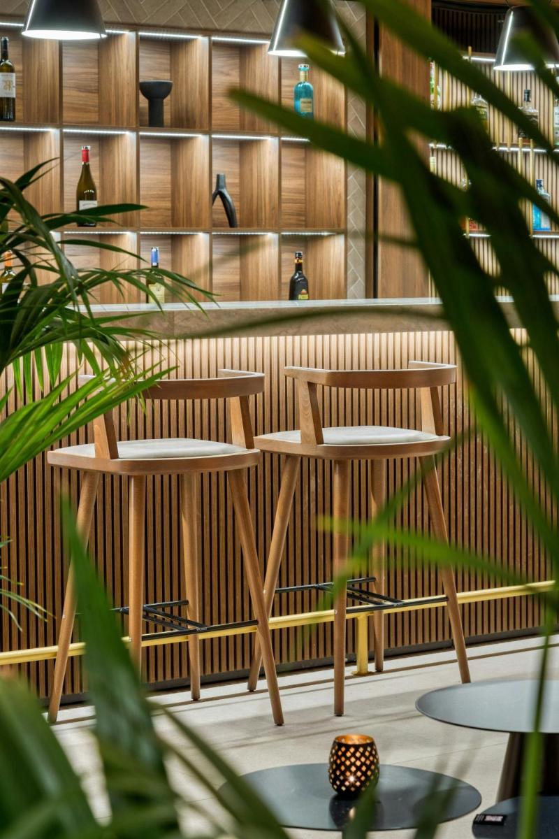 Domes of Corfu, Autograph Collection