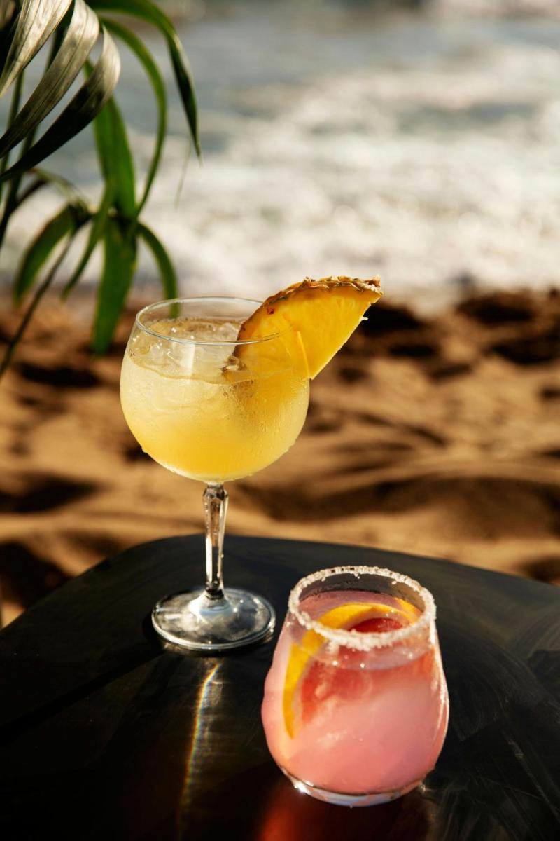 Domes of Corfu, Autograph Collection