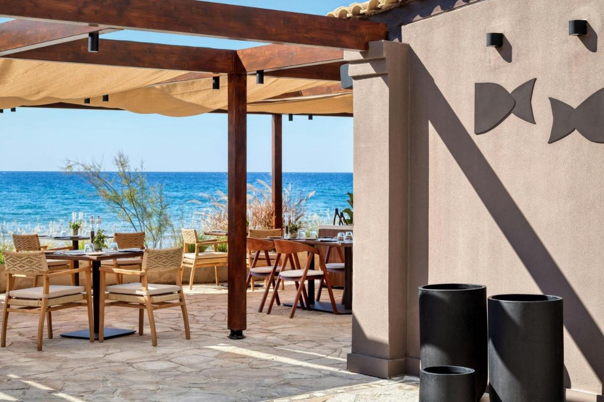 Domes of Corfu, Autograph Collection