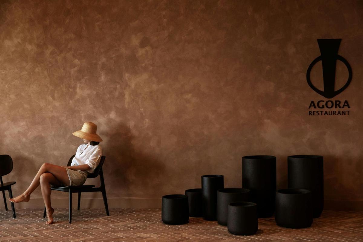 Domes of Corfu, Autograph Collection