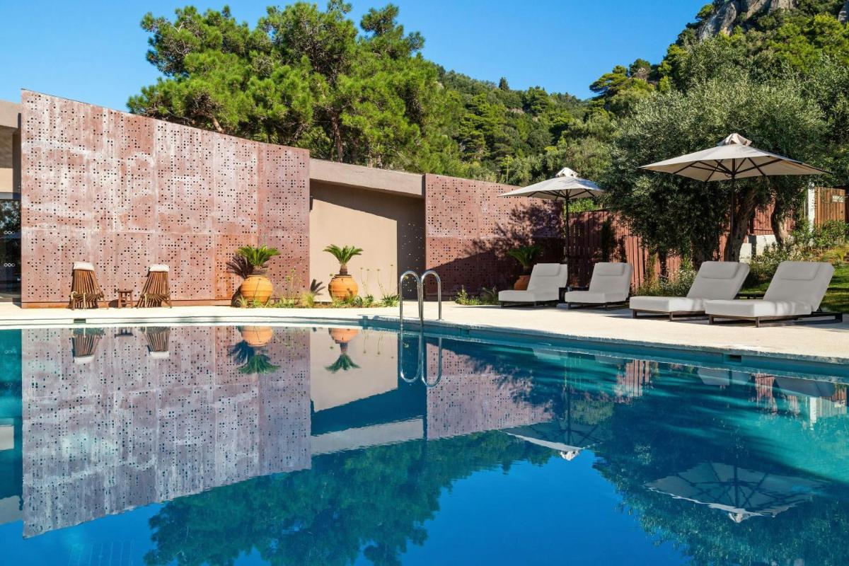 Domes of Corfu, Autograph Collection