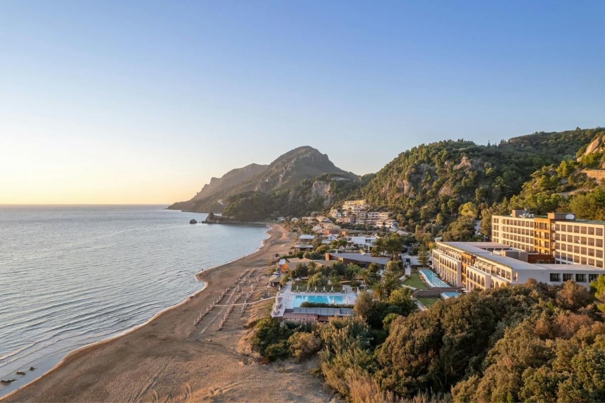 Domes of Corfu, Autograph Collection