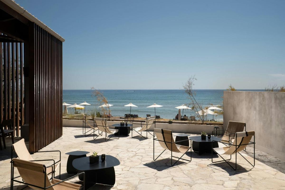 Domes of Corfu, Autograph Collection