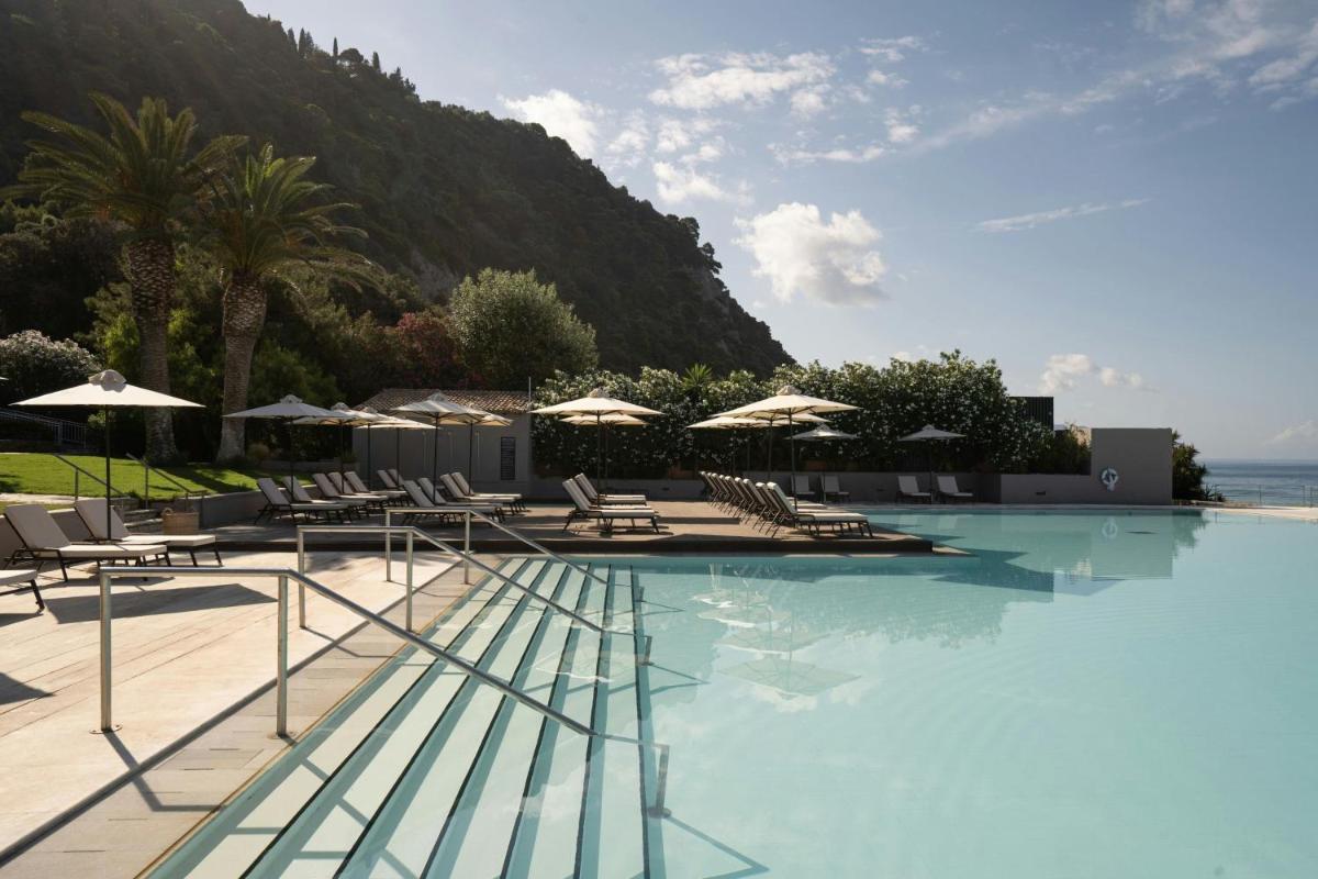 Domes of Corfu, Autograph Collection