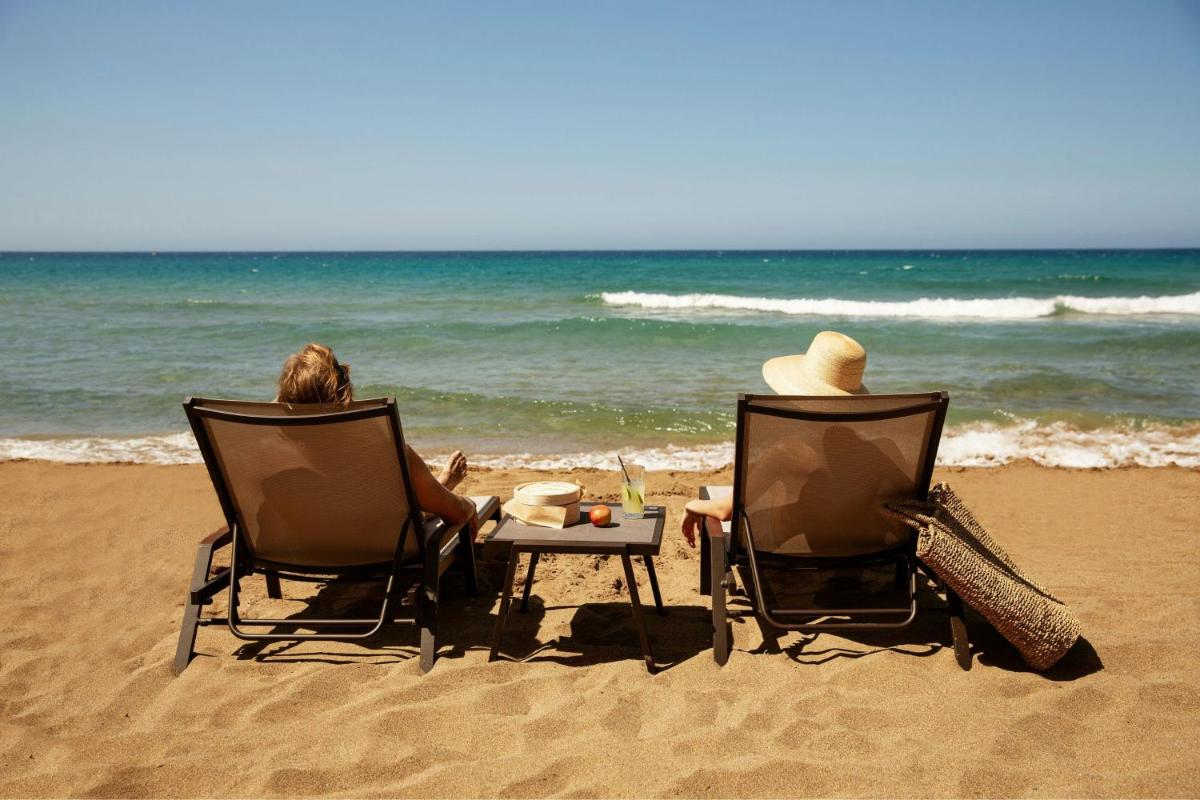 Domes of Corfu, Autograph Collection