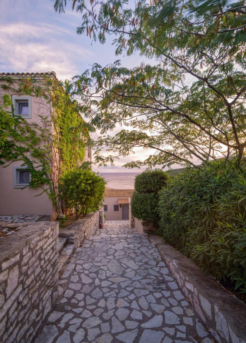 Movenpick Resort Agios Nikolaos Sivota