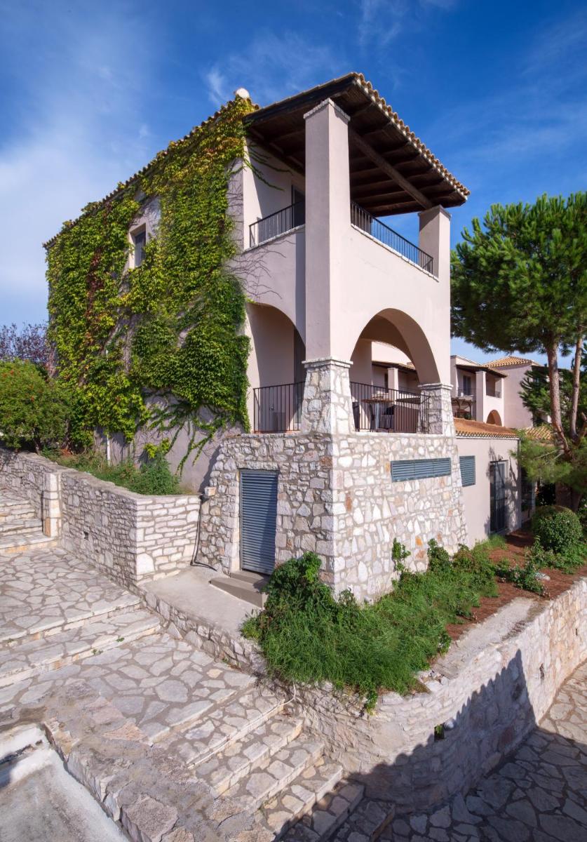 Movenpick Resort Agios Nikolaos Sivota