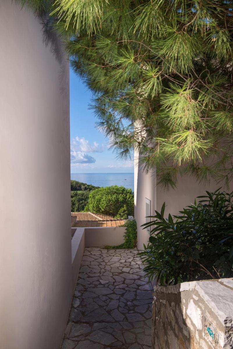 Movenpick Resort Agios Nikolaos Sivota